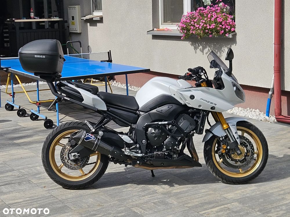 Yamaha FZ8 - 39