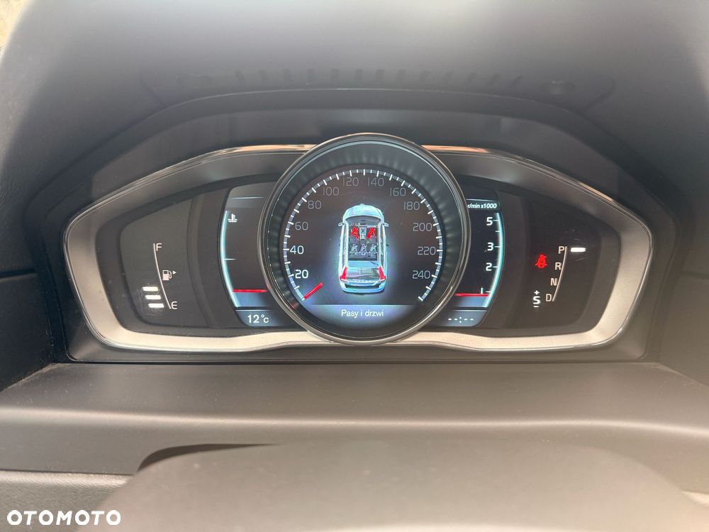 Volvo V70 D2 Summum - 15