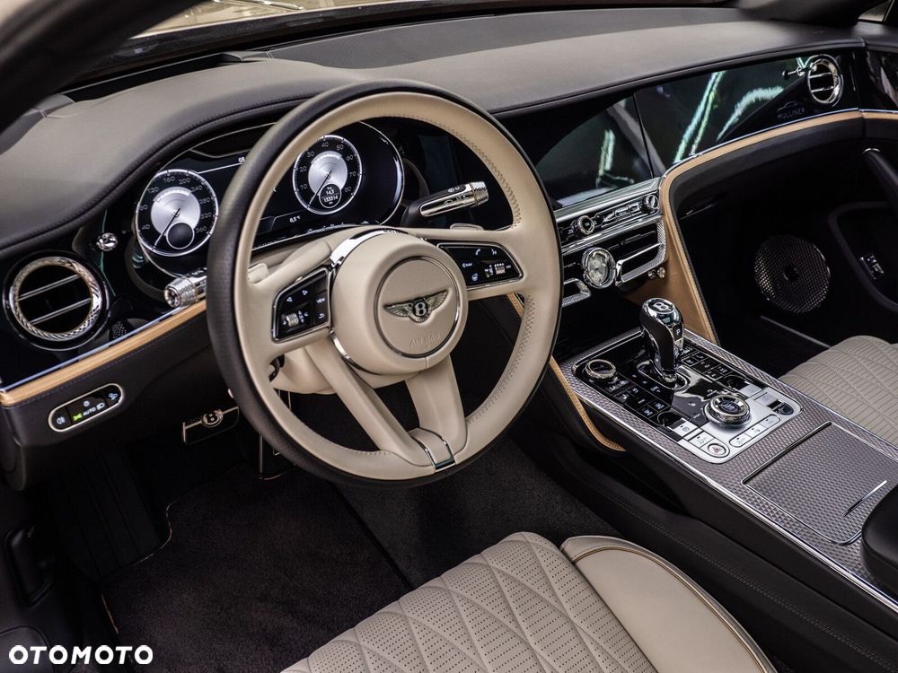 Bentley Flying Spur - 27