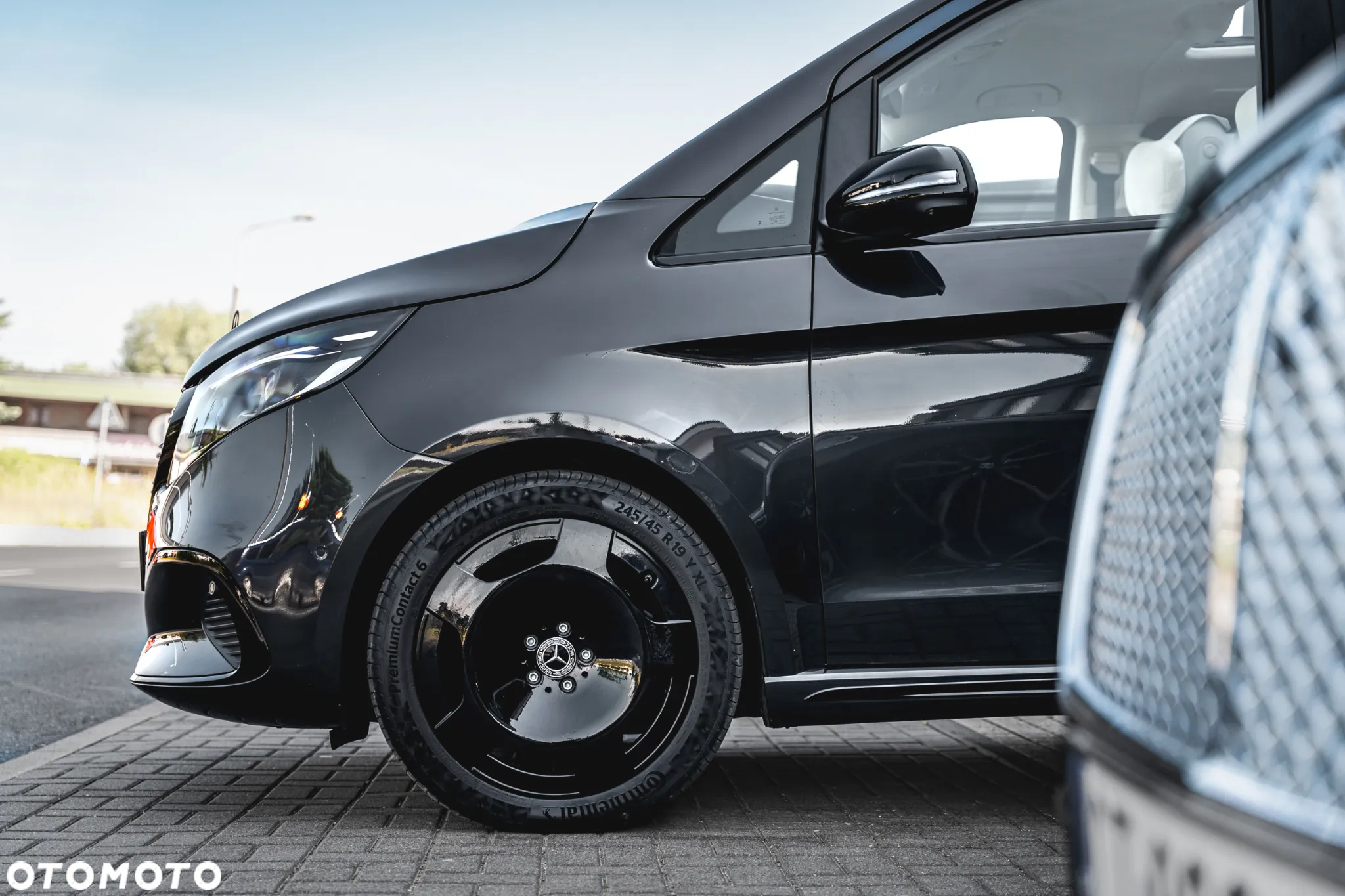 Mercedes-Benz Klasa V 300 d 4-Matic 9G-Tronic Exclusive (d³ugi) - 3