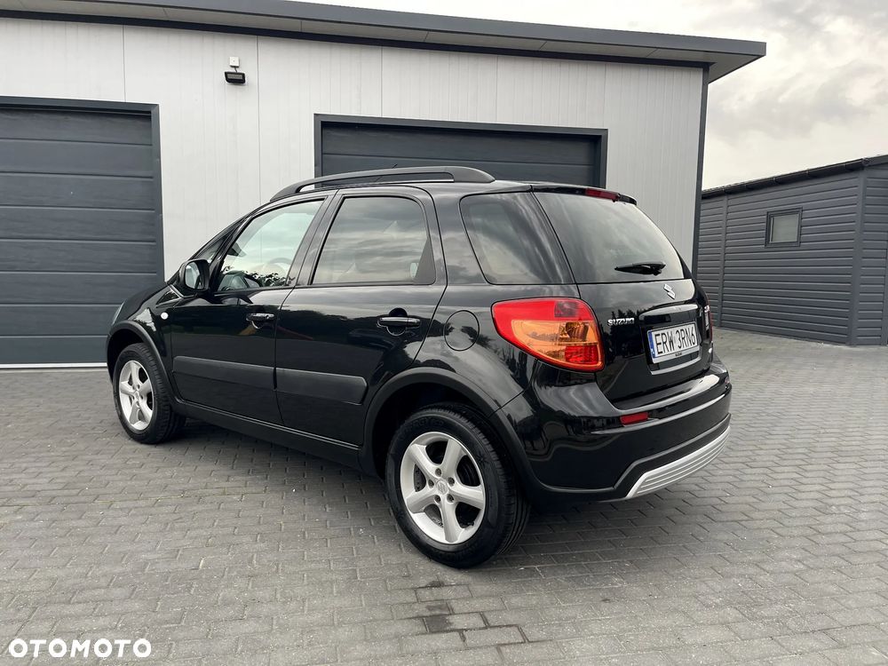 Suzuki SX4 1.6 GS / Premium 4WD - 3