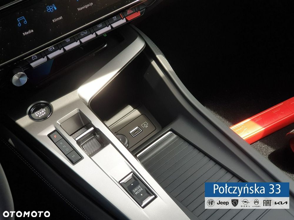 Peugeot 408 - 17