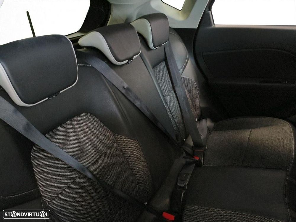 Renault Captur 1.6 E-Tech Plug-In Exclusive - 12