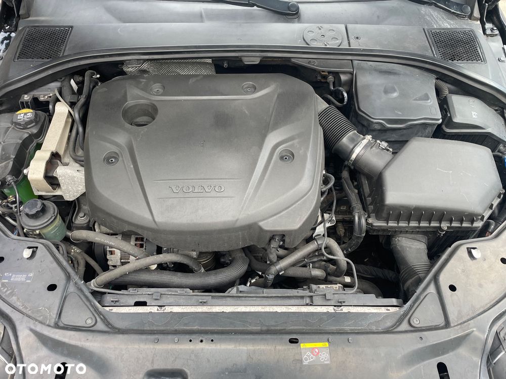 Volvo V70 D3 Summum - 13