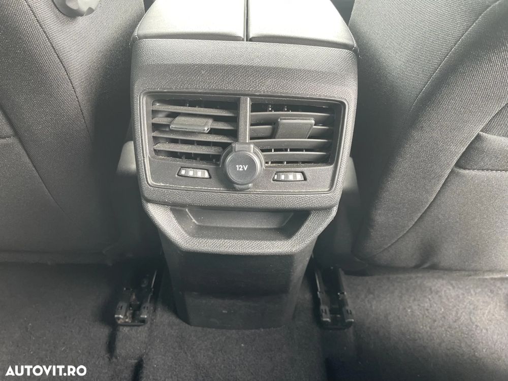 Peugeot 3008 PHEV 300 EAT8 4X4 Allure Pack - 31