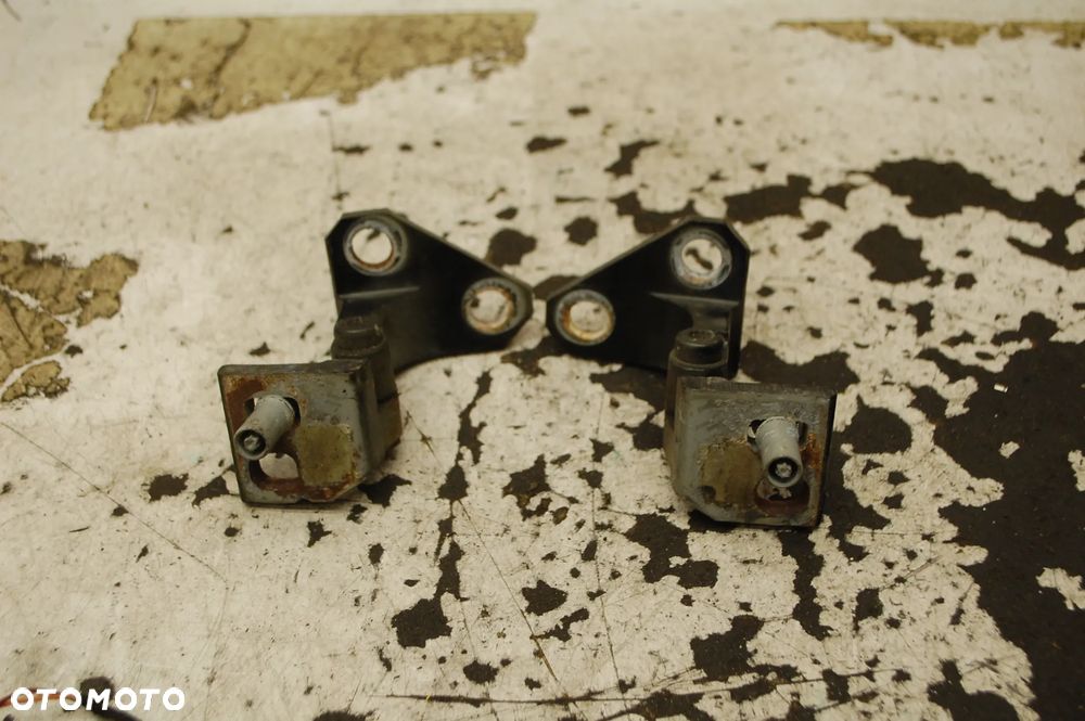 ZAWIAS DRZWI LEWY PRAWY PRZÓD PRZEDNI 1K0837401 1K0837402 VW GOLF V KOMBI JETTA V PASSAT B6 - 3