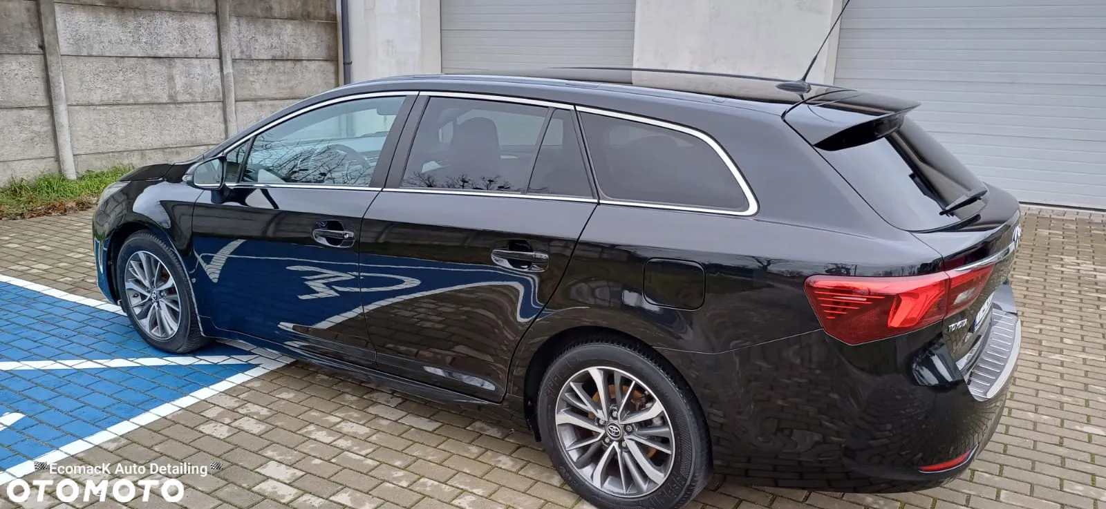Toyota Avensis 2.0 D-4D Premium - 27