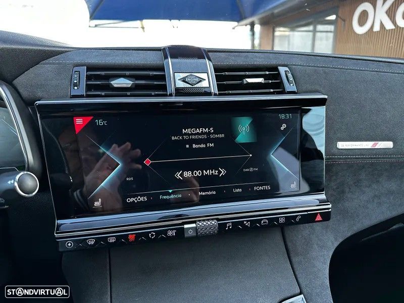 DS DS7 Crossback E-Tense Performance Line EAT8 - 29