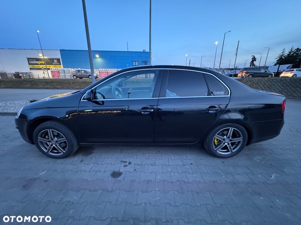 Volkswagen Jetta 1.4 TSI Comfortline - 5