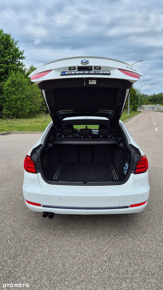 BMW 3GT 328i GT Sport Line - 30
