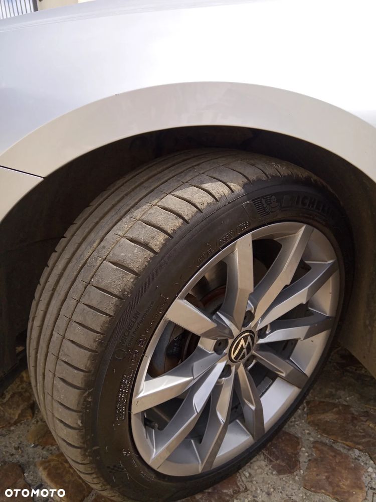 Volkswagen Passat 2.0 TDI SCR DSG Business - 16