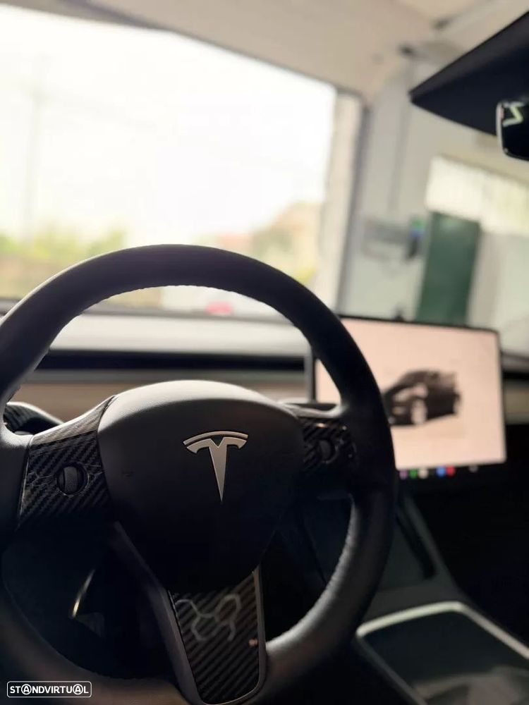 Tesla Model Y Standard - 14