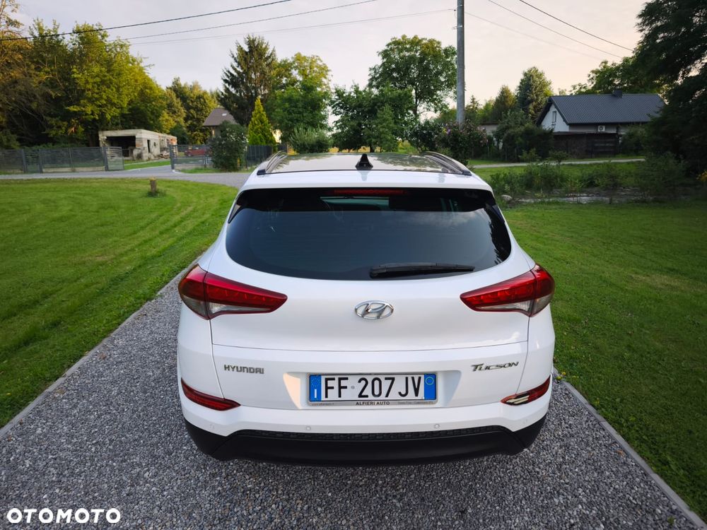 Hyundai Tucson blue 1.7 CRDi 2WD DCT Premium - 15