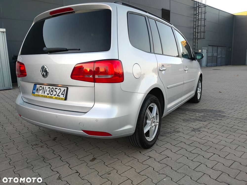 Volkswagen Touran 2013 photo 5