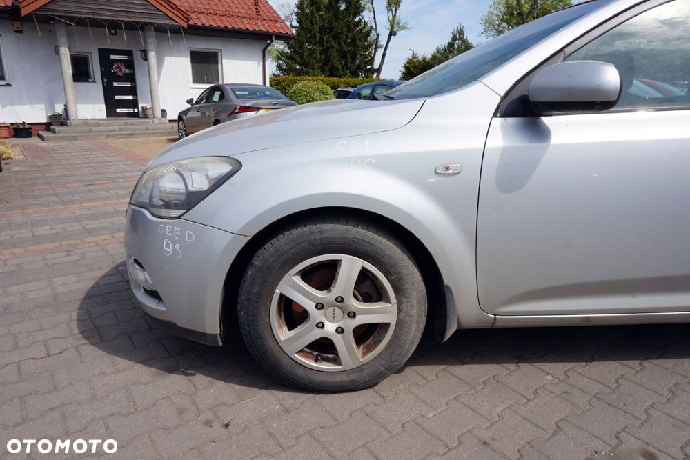 MASKA ZDERZAK BŁOTNIKI LAMPY CEED I LIFT 9S  KIA 2009-2012 SREBRNY PRZÓD KOMPLETNY - 5