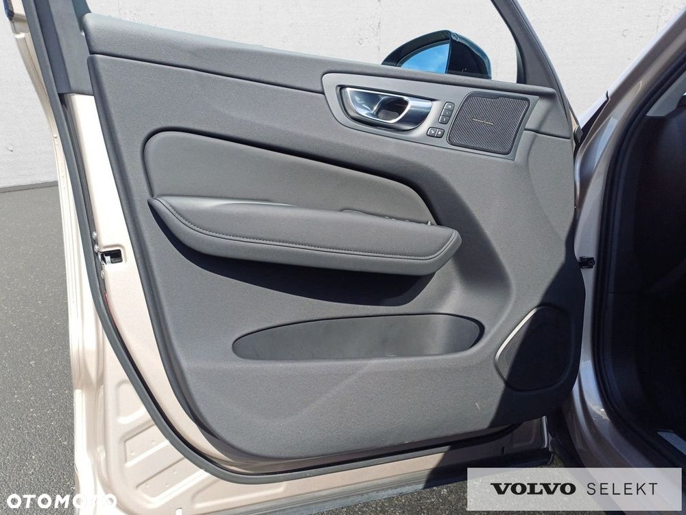 Volvo XC 60 - 12