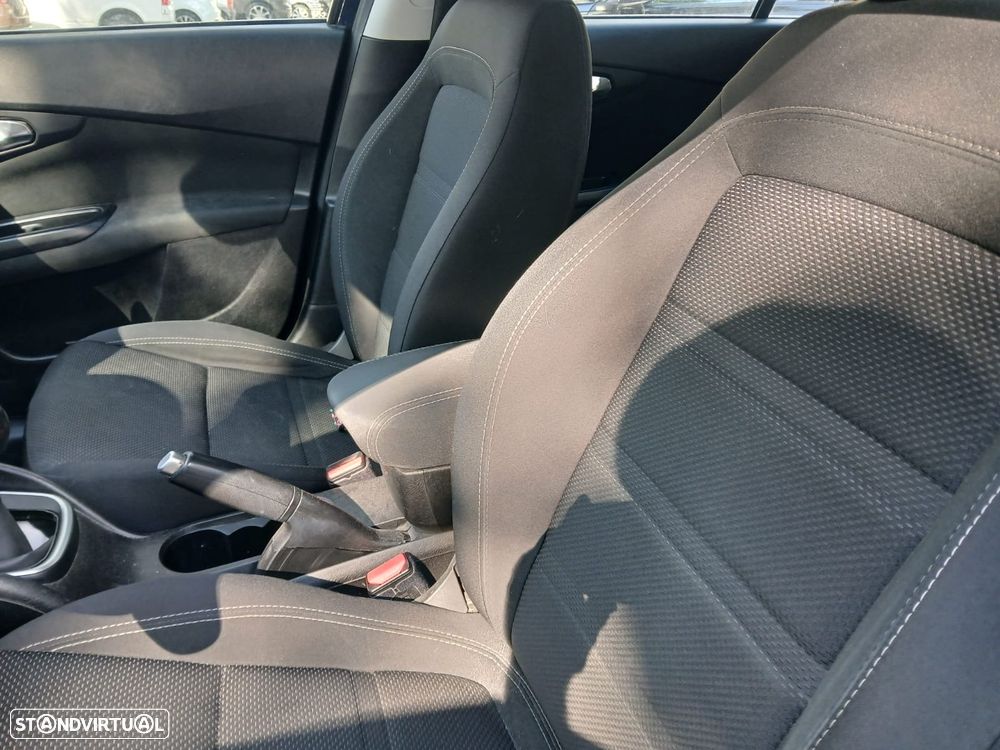 Fiat Tipo Station Wagon 1.6 M-Jet Lounge J17 - 8