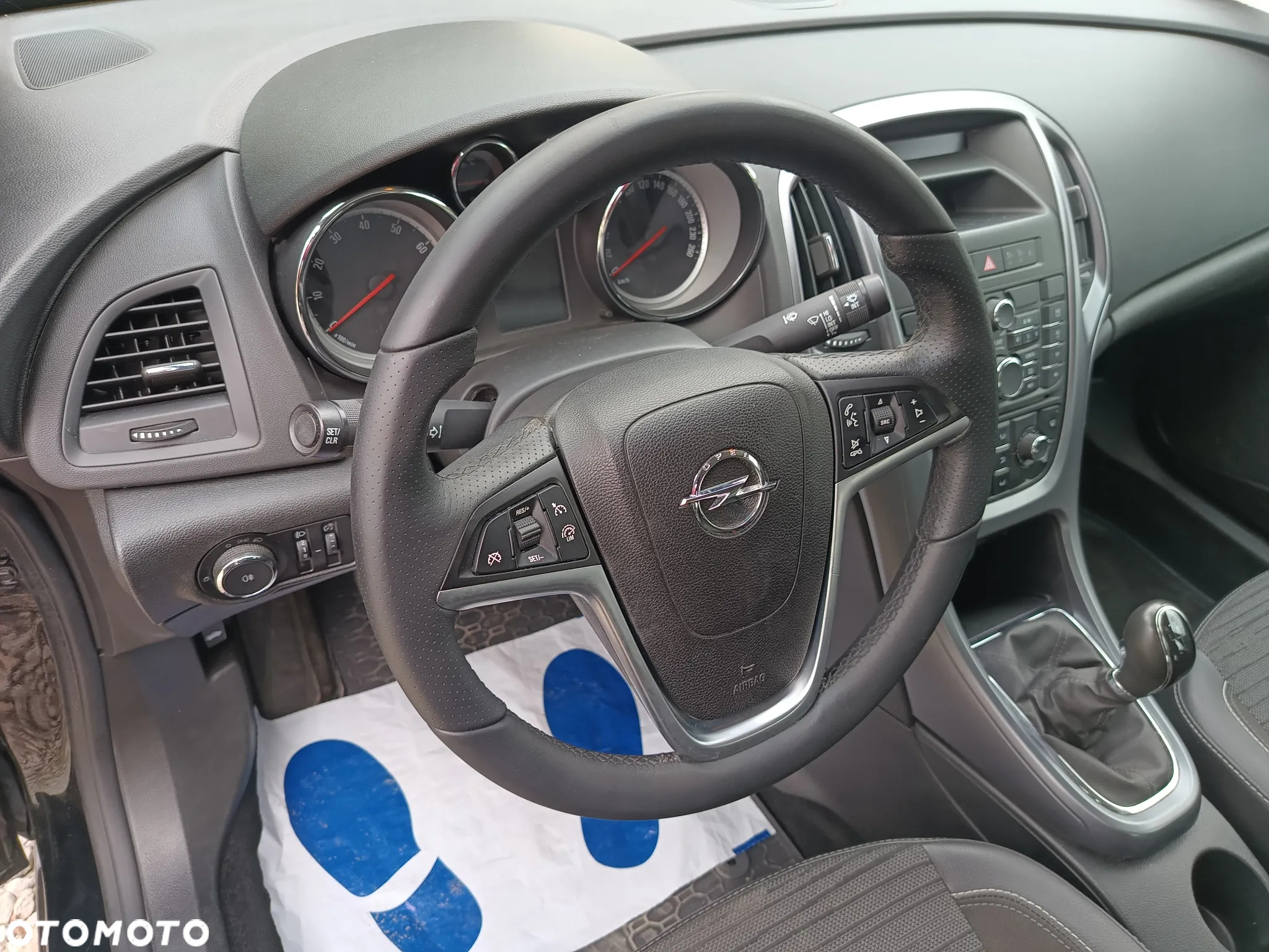 Opel Astra - 12