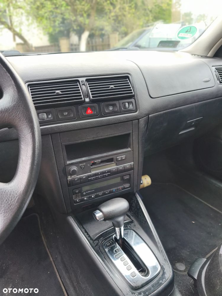 Volkswagen Golf - 14