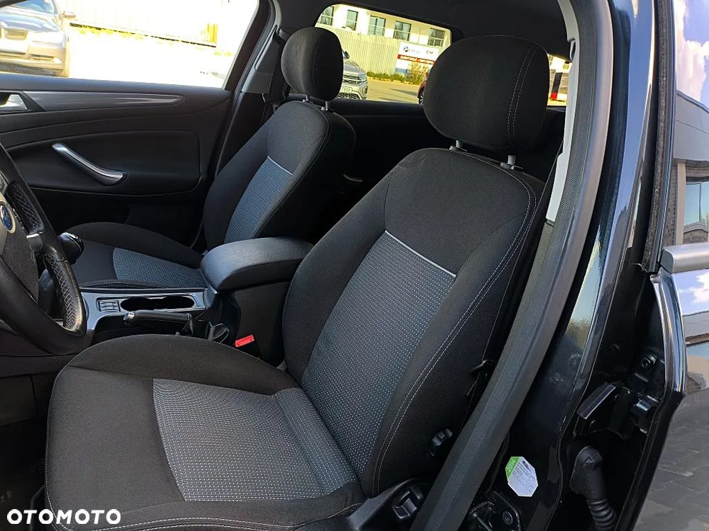 Ford Mondeo 1.6 Ti-VCT Ambiente - 23
