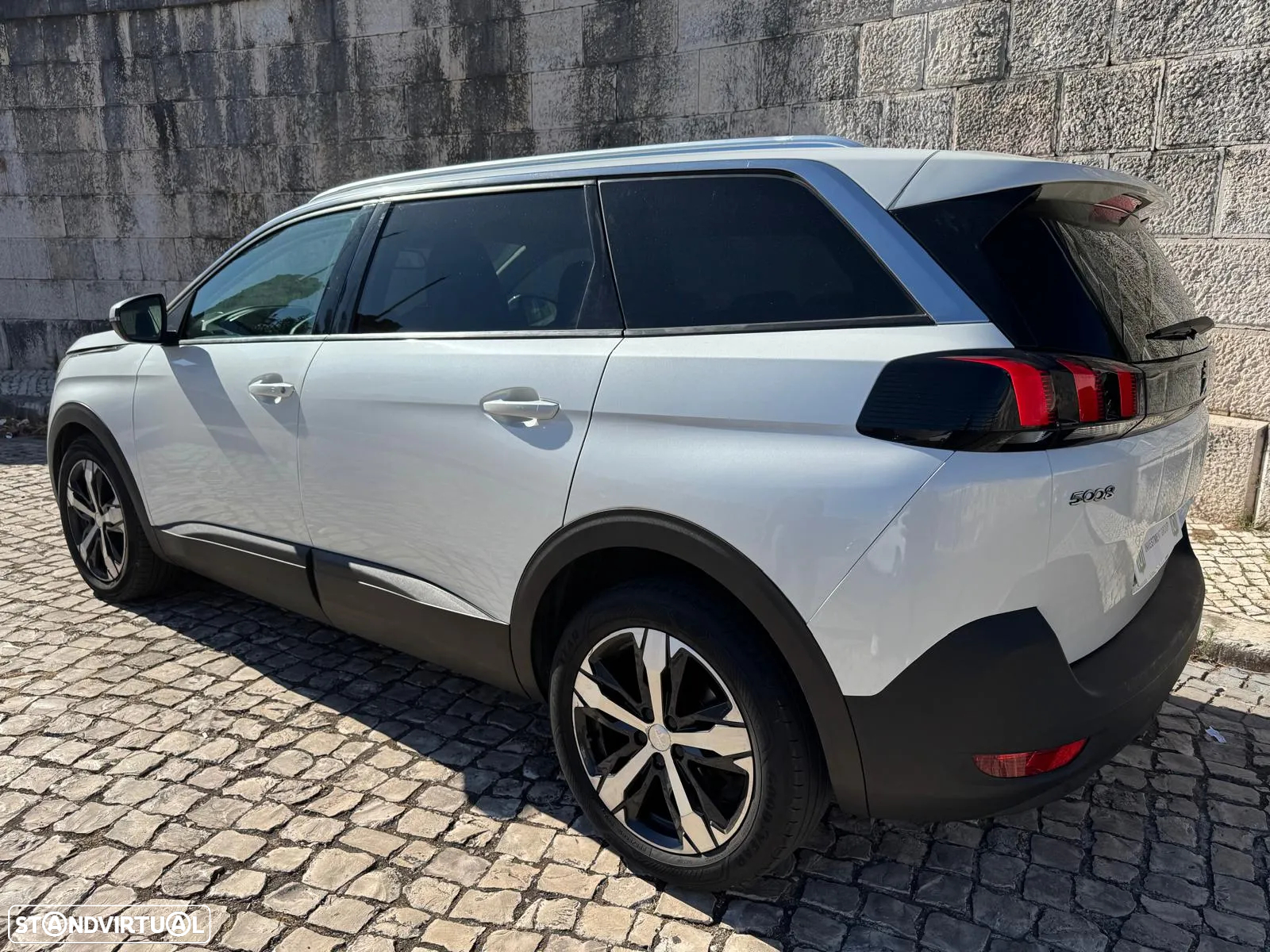 Peugeot 5008 BlueHDI 130 EAT8 Allure Business-Pack - 21
