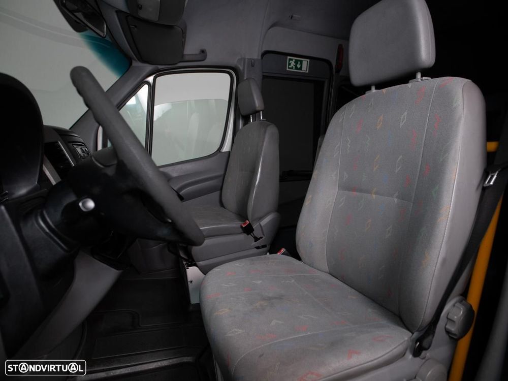 Volkswagen Crafter - 8