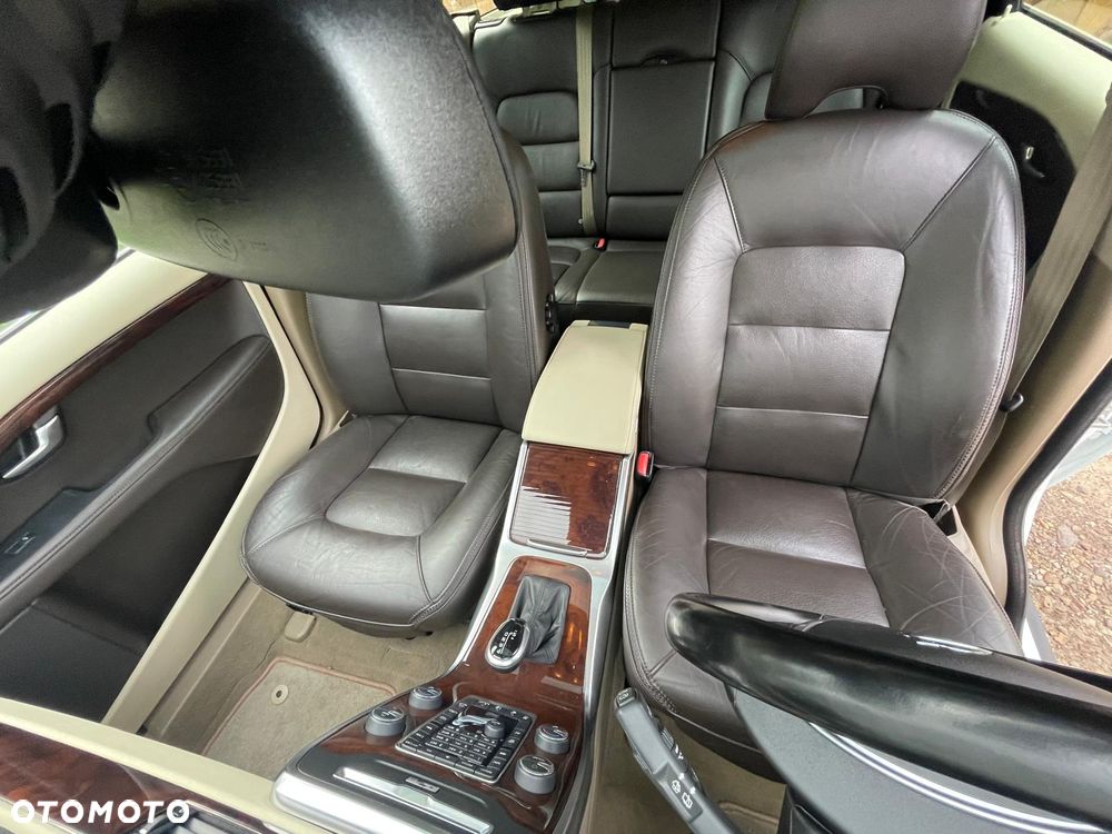 Volvo XC 70 T6 AWD Momentum - 32