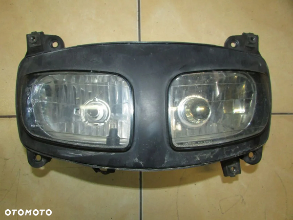 YAMAHA FZS 600 FAZER 98-02 lampa przód