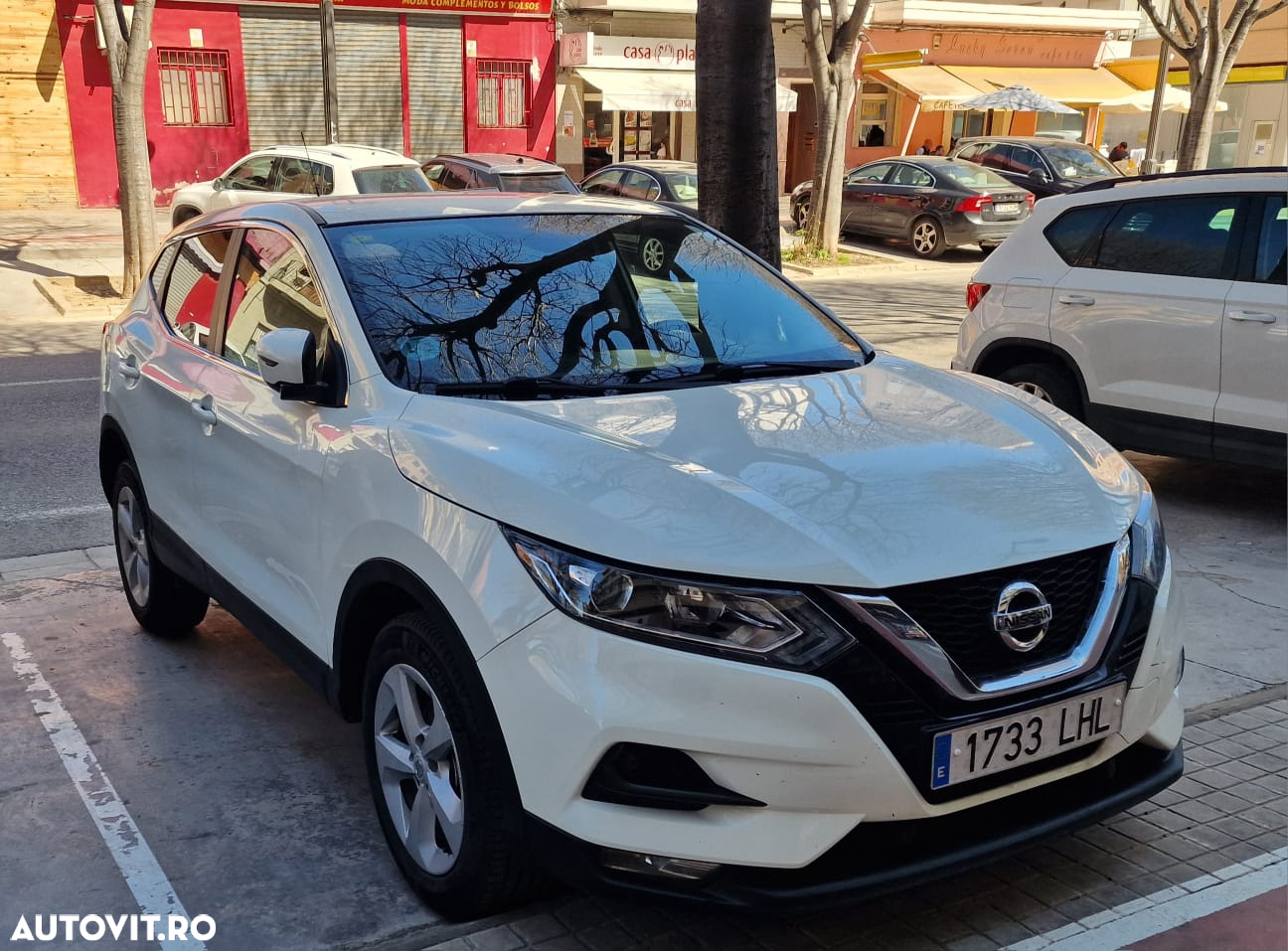 Nissan Qashqai 1.7 dCi ALL-MODE 4x4i N-TEC - 8