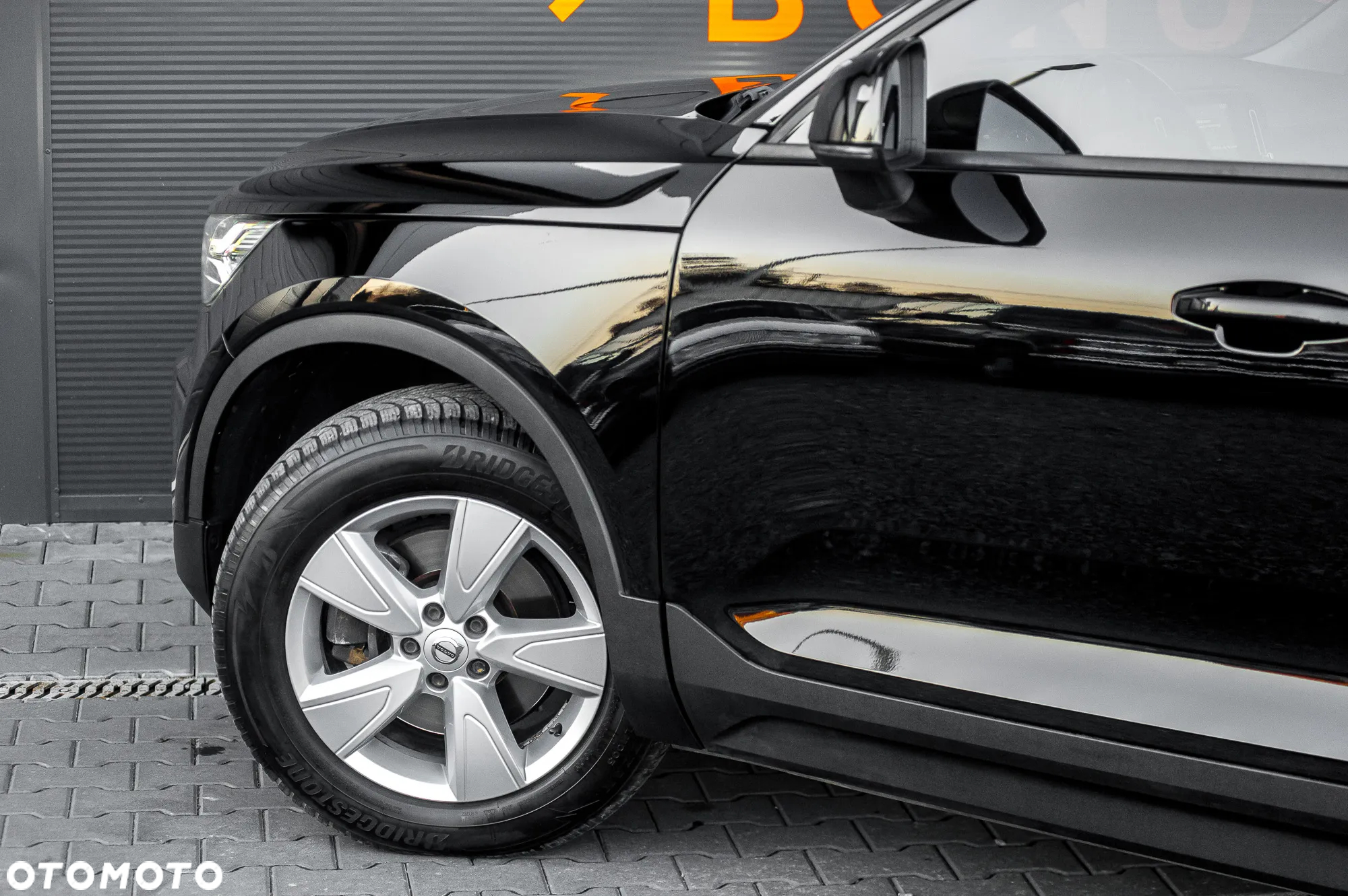 Volvo XC 40 - 6