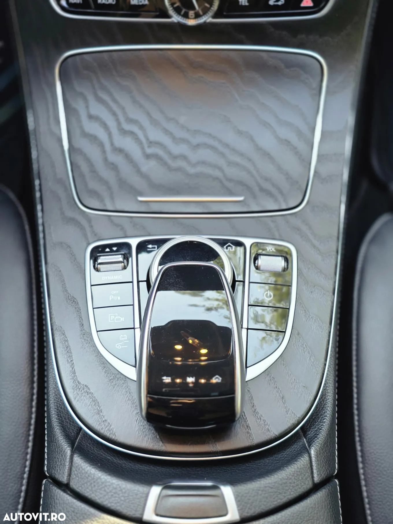 Mercedes-Benz E 300 de Aut. - 6