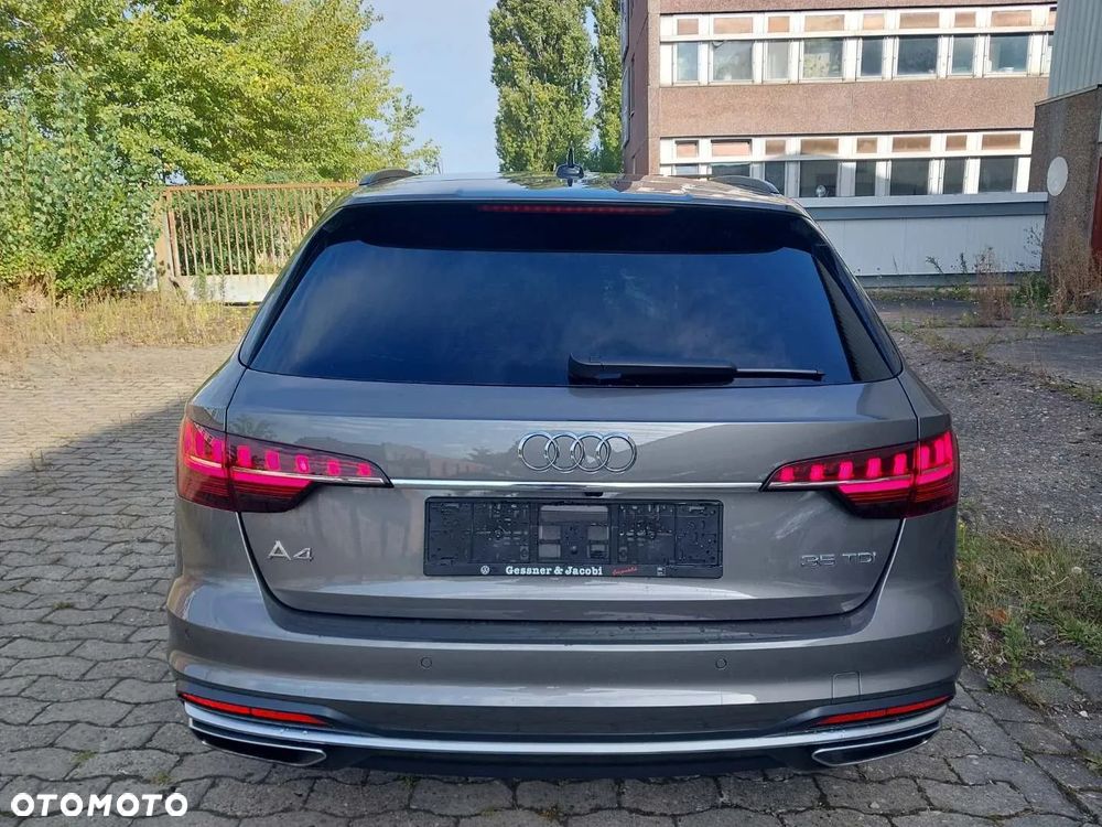 Audi A4 - 6