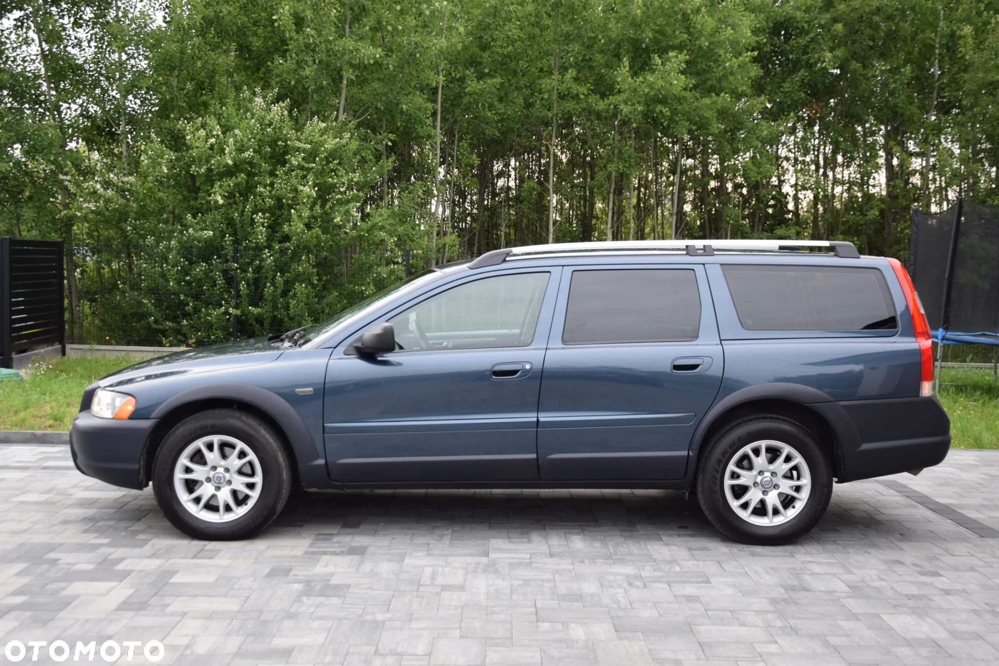 Volvo XC 70 D5 AWD Momentum - 5