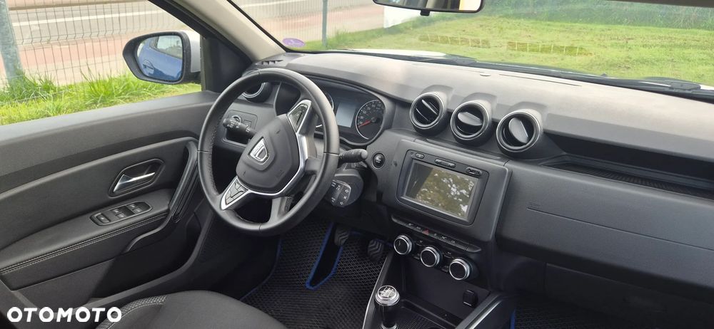 Dacia Duster SCe 115 2WD Prestige - 11