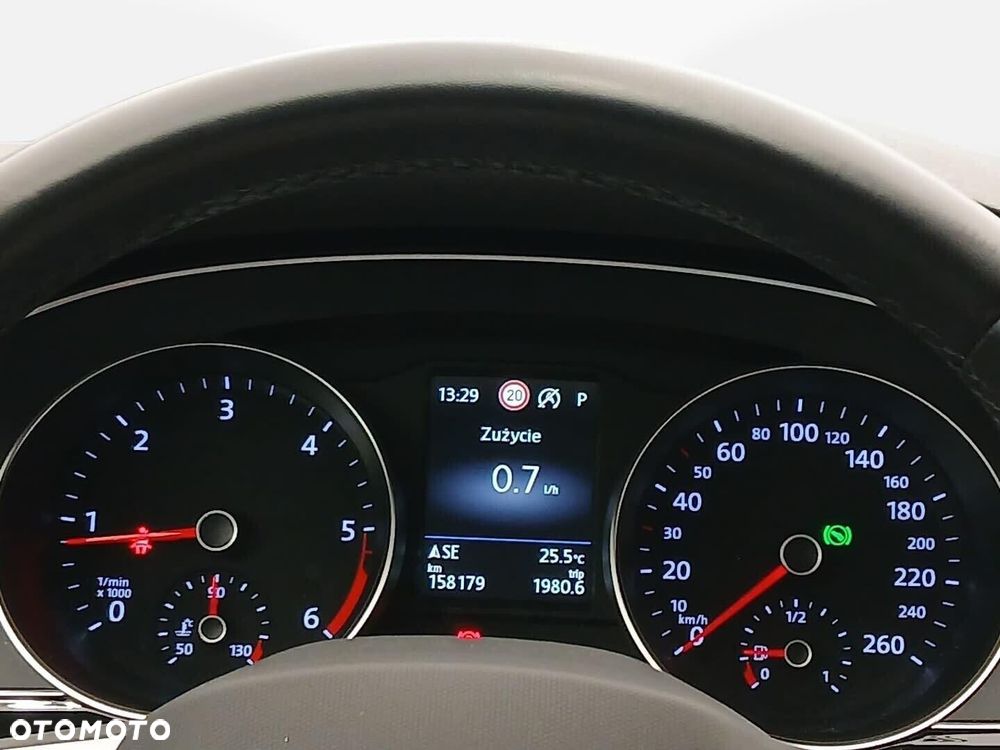 Volkswagen Passat 2.0 TDI Elegance DSG - 36