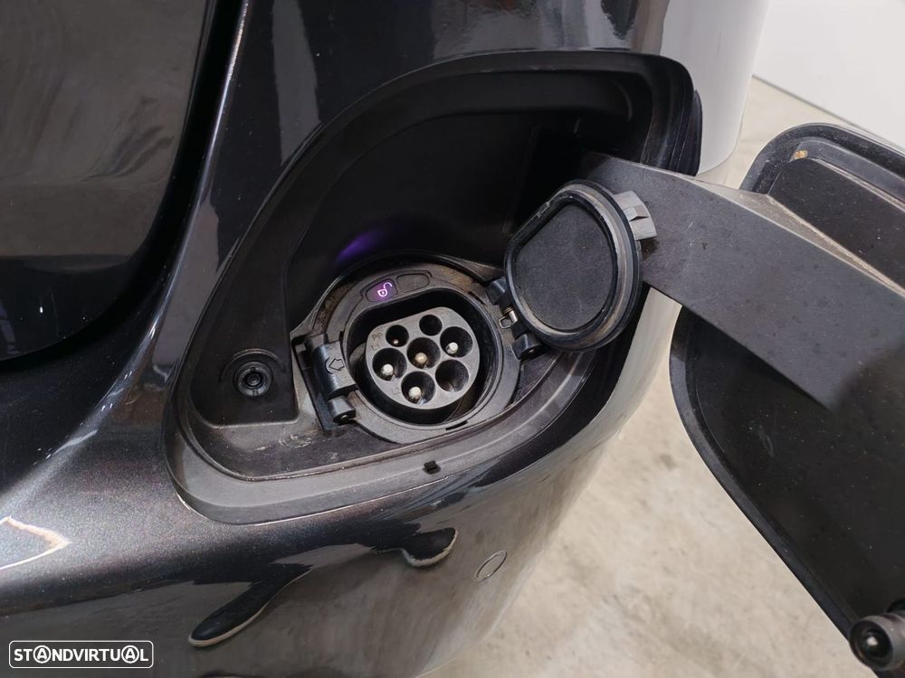 Mercedes-Benz C 300 - 19