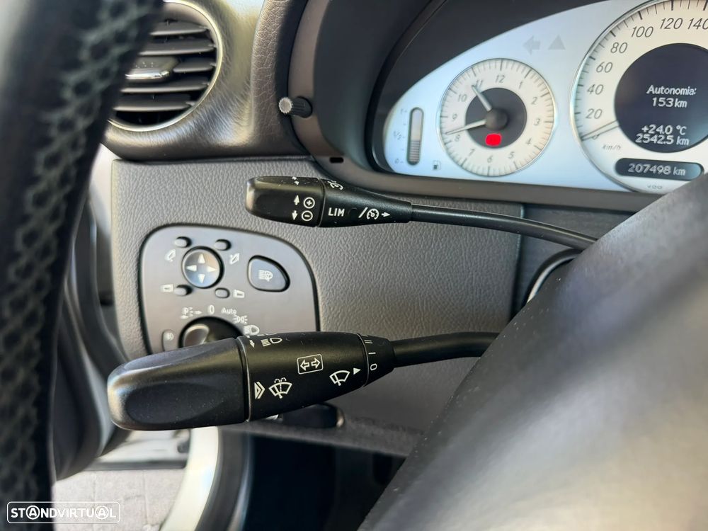 Mercedes-Benz CLK 220 CDI Avantgarde Sport Edition - 28