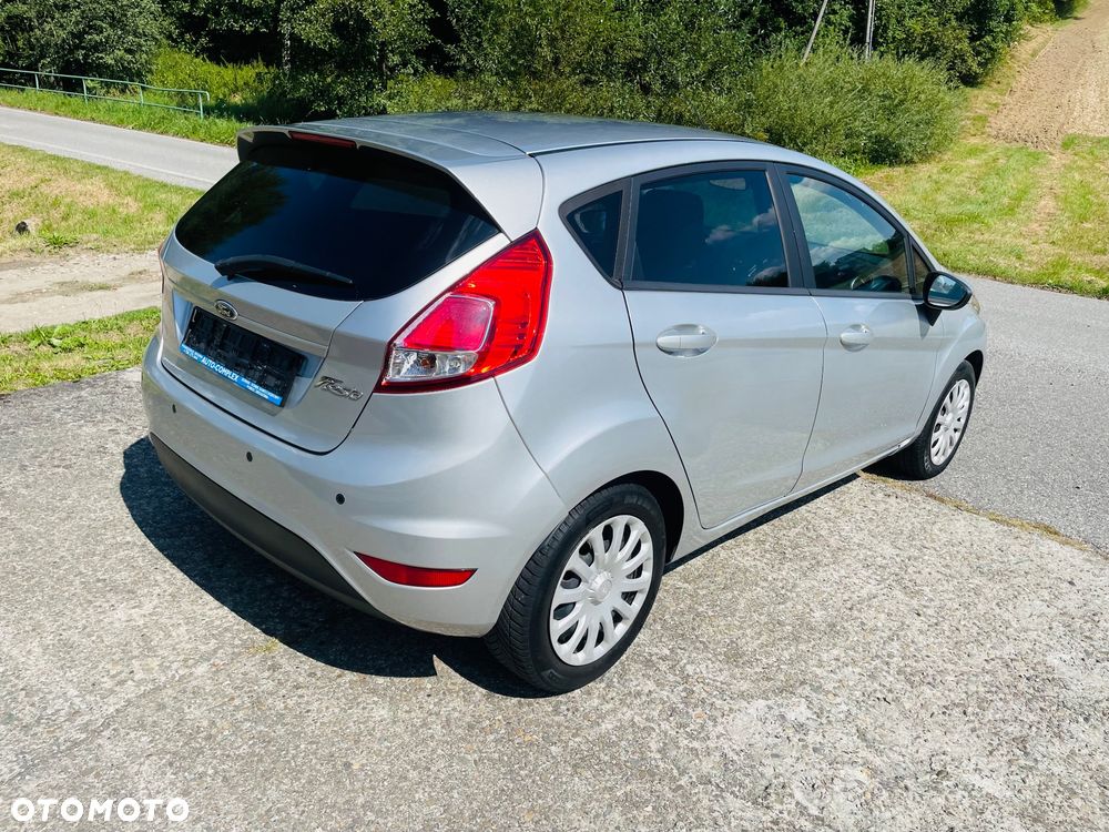 Ford Fiesta 1.25 Champions Edition - 10