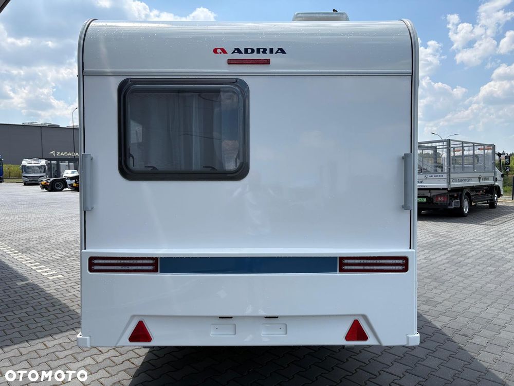 Adria Aviva 400 PS - 3