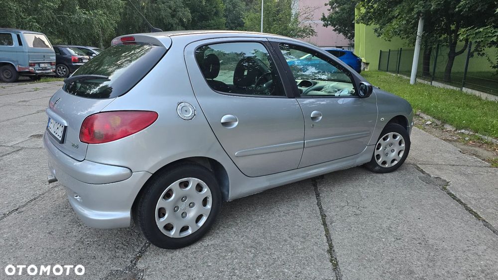Peugeot 206 1.4 Ambiance - 4