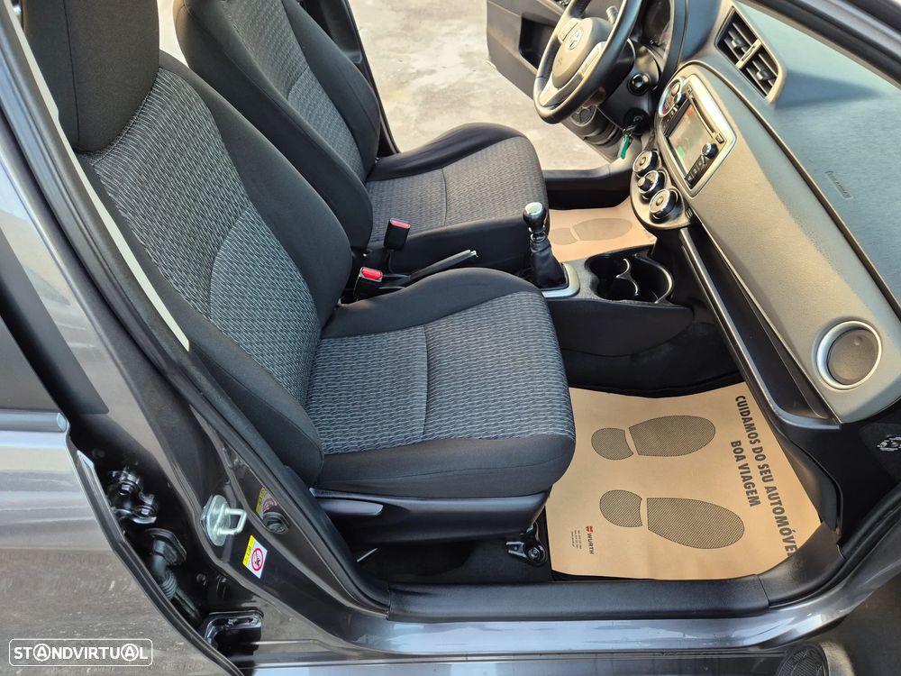 Toyota Yaris 1.4 D-4D Comfort+P.Style - 32