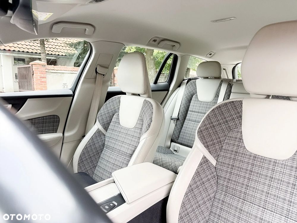 Volvo V60 T5 Geartronic Momentum - 14