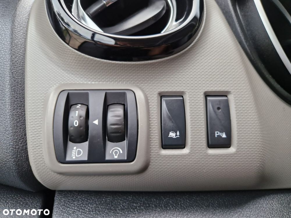 Renault Trafic - 19
