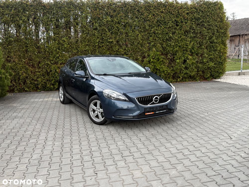 Volvo V40 - 1