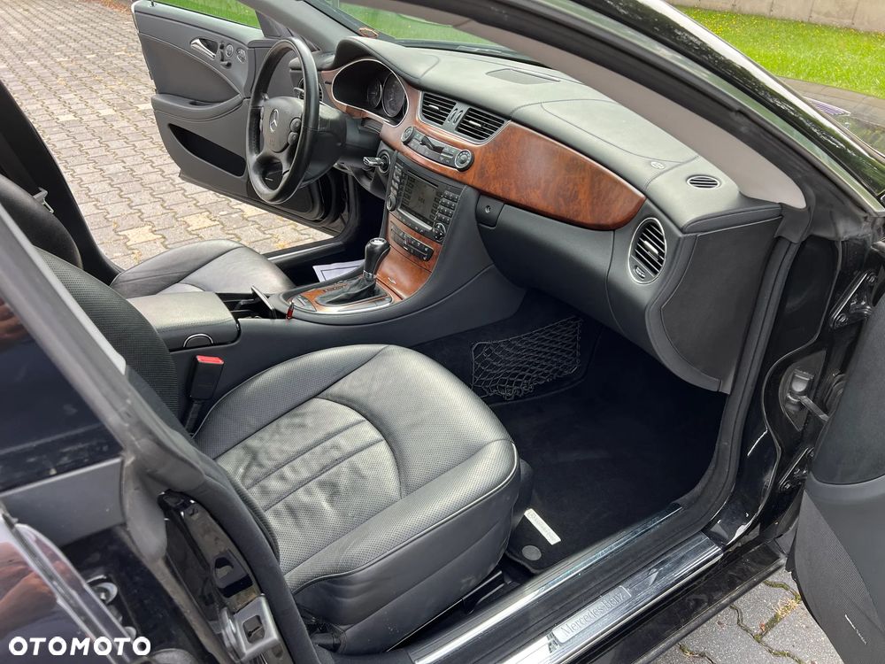 Mercedes-Benz CLS - 11