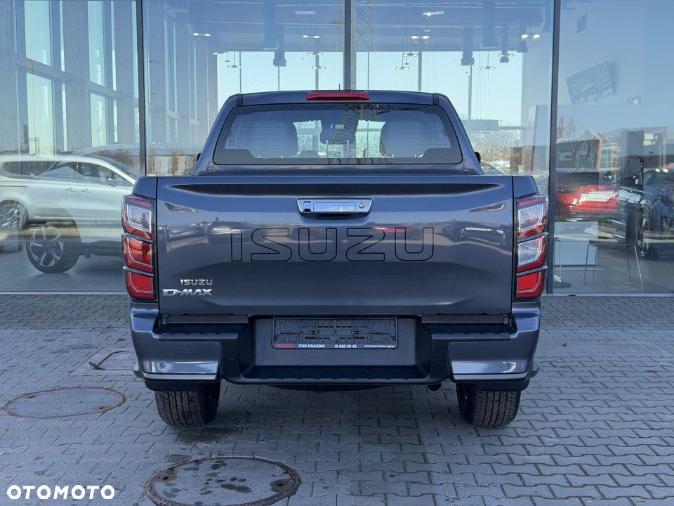 Isuzu D-Max - 4