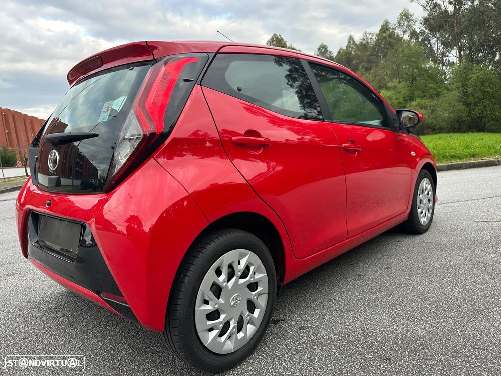 Toyota Aygo x-play - 21