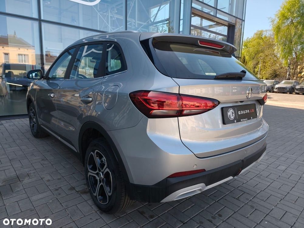 MG ZS Hybrid+ - 6