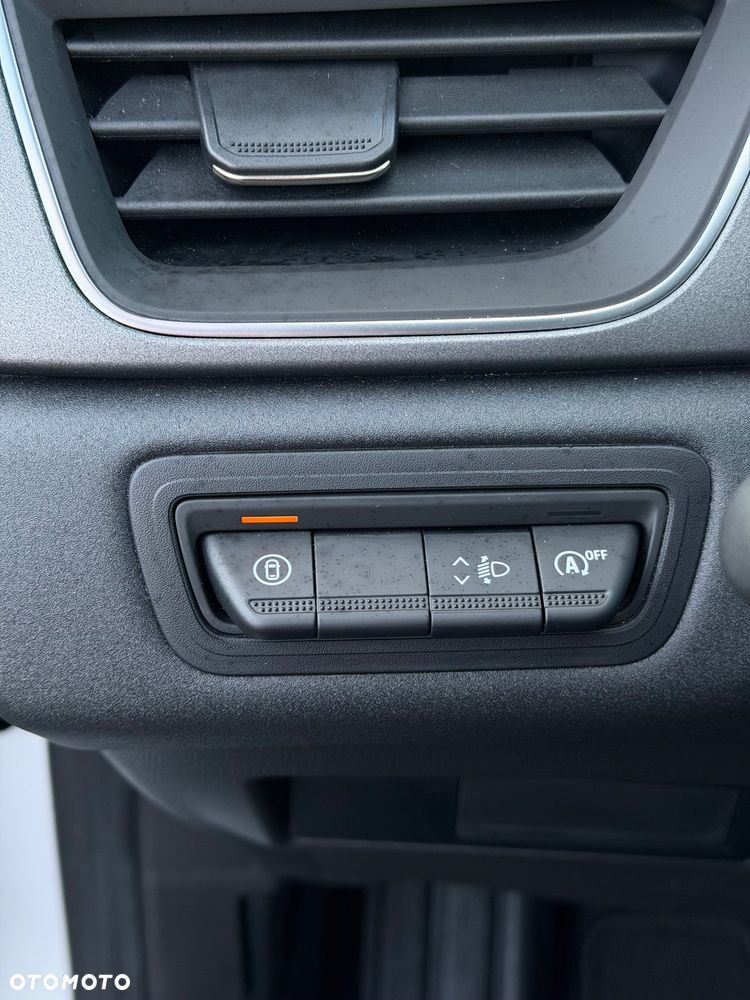 Renault Captur TCe Mild Hybrid 160 EDC EVOLUTION - 30