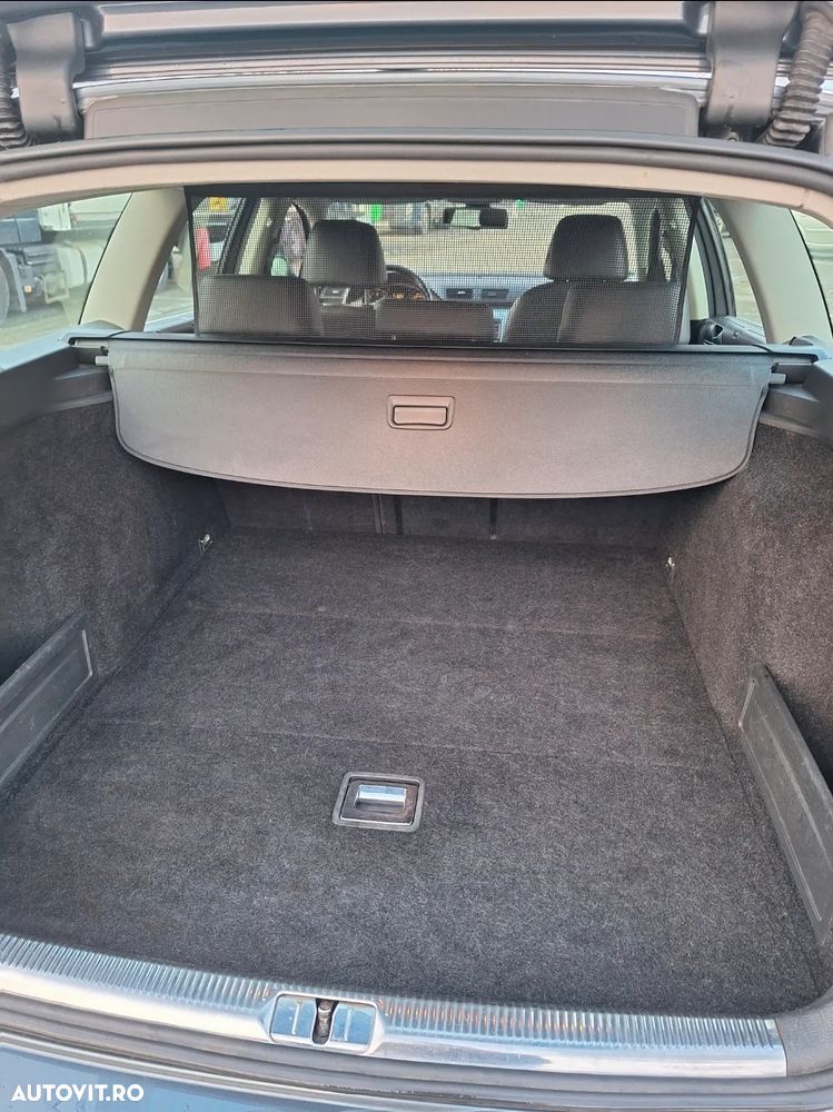 Volkswagen Passat 2.0 TDI DSG BlueMotion Technology Highline - 27